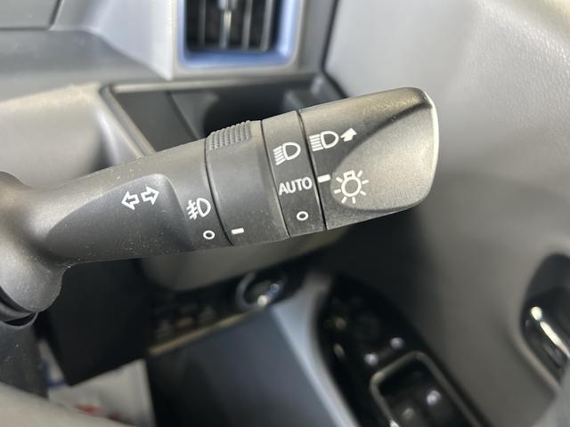 タント カスタムＲＳセレクション　ナビ　バックカメラ　ＥＴＣ　前後衝突被害軽減ブレーキ　ナビ　バックカメラ　ＥＴＣ　ドライブレコーダー　オートＡＣ　キーレスプッシュスタート　シートヒーター　助手席ピラーレス　ロールサンシェード　クルーズコントロール（18枚目）