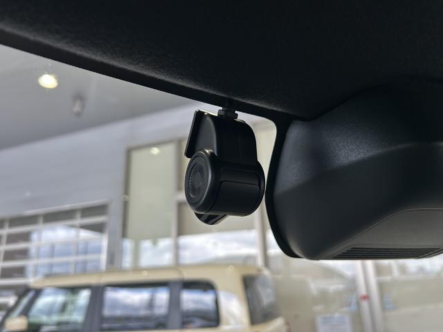 タント カスタムＲＳセレクション　ナビ　バックカメラ　ＥＴＣ　前後衝突被害軽減ブレーキ　ナビ　バックカメラ　ＥＴＣ　ドライブレコーダー　オートＡＣ　キーレスプッシュスタート　シートヒーター　助手席ピラーレス　ロールサンシェード　クルーズコントロール（28枚目）