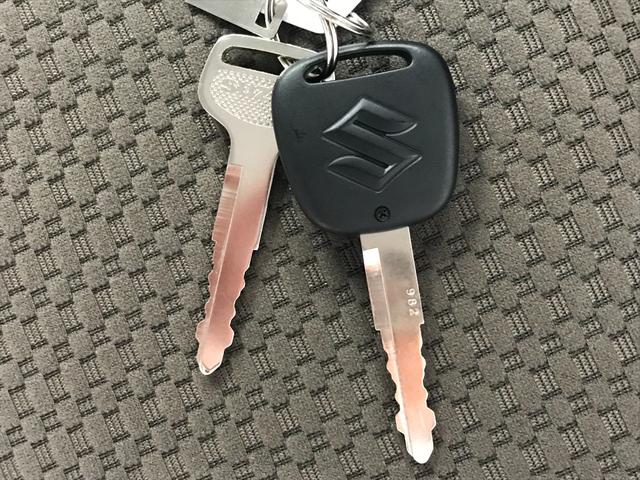 エブリイ PAリミテッド 軽自動車 届出済未使用車 衝突被害軽減ブレーキ キーレスエントリー 両側スライドドア 運転席エアバック 助手席エアバック パワーステアリング エアコン 障害物センサー オートマチックハイビーム ABS(45枚目)