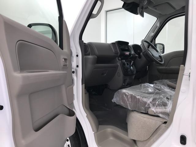 エブリイ PAリミテッド 軽自動車 届出済未使用車 衝突被害軽減ブレーキ キーレスエントリー 両側スライドドア 運転席エアバック 助手席エアバック パワーステアリング エアコン 障害物センサー オートマチックハイビーム ABS(59枚目)