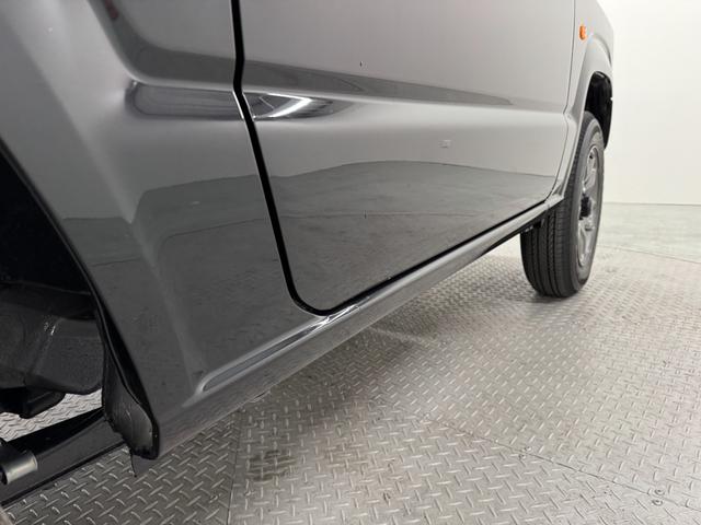 ジムニー XC 軽自動車 届出済未使用車 衝突被害軽減ブレーキ アダプティブクルーズコントロール アイドリングストップ アルミホイール シートヒーター スマートキー パワーウィンドウ フルフラットシート ABS(31枚目)