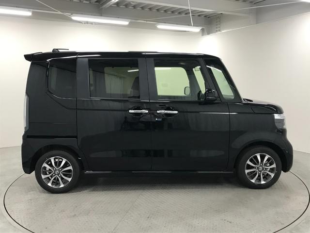 Ｎ－ＢＯＸカスタム ベースグレード　軽自動車　届出済未使用車　衝突被害軽減ブレーキ　アダプティブクルーズコントロール　両側スライド片側電動ドア　スマートキー　バックカメラ　シートヒーター　アルミホイール　フルフラットシート　ＡＢＳ（7枚目）