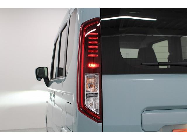 スペーシア ハイブリッドＸ　軽自動車　届出済未使用車　衝突被害軽減ブレーキ　パワステ　パワーウィンドウ　エアコン　エアバッグ　アイドリングストップ　スマートキー　ＡＢＳ（30枚目）