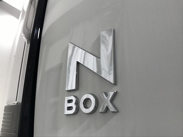 Ｎ－ＢＯＸカスタム ベースグレード　軽自動車　届出済未使用車　衝突被害軽減ブレーキ　ＡＢＳ　エアコン　エアバッグ　パワステ　パワーウィンドウ　アイドリングストップ　スマートキー（17枚目）