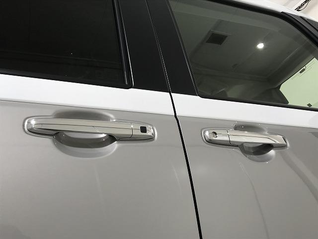 ムーヴキャンバス ストライプスＧ　軽自動車　届出済未使用車　衝突被害軽減ブレーキ　ＡＢＳ　エアコン　エアバッグ　パワステ　パワーウィンドウ　アイドリングストップ　スマートキー（19枚目）