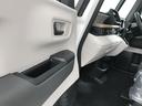数ある中から【軽の森 泉北店】の車両をご覧頂きまして誠にありがとうございます!良質車のみを厳選して仕入れしておりますので品質には自信があります!安心して当店のお車をご検討下さいませ。