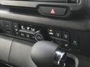 ベースグレード　軽自動車　届出済未使用車　衝突被害軽減ブレーキ　エアコン　エアバッグ　スマートキー　スライドドア　パワステ　パワーウィンドウ　アルミホイール　アイドリングストップ（70枚目）