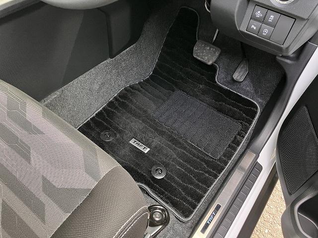 タフト Ｇ　クロムベンチャー　サポカーＳワイド適合　ドラレコ　スカイフィールトップ　電動パーキングブレーキ　ディスプレイオーディオ　ステアリングスイッチ　シートヒーター　ＵＳＢ接続端子　ＥＴＣ　Ｐスタート　コーナーセンサー（24枚目）