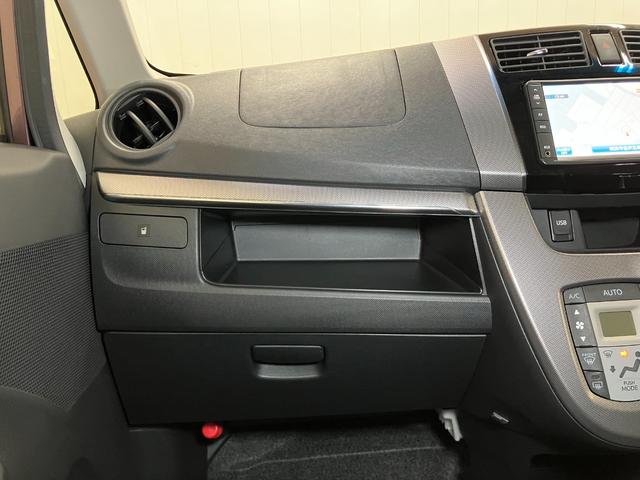 ムーヴ カスタム　Ｘリミテッド　ＳＡ　スマアシ　Ｂカメラ　ＵＳＢ接続端子　オートエアコン　Ｐスタート　エコアイドル　横滑り防止機能　誤発進抑制機能　ＥＴＣ　電動格納ミラー　パワーウインドウ　キーフリー（13枚目）