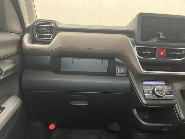 ムーヴ ＲＳ　サポカーＳワイド適合　パノラマモニター対応　両側オートスライドドア　全車速追従機能付ＡＣＣ　ステアリングスイッチ　電動パーキングブレーキ　Ｐスタート　コーナーセンサー　キーフリー（11枚目）