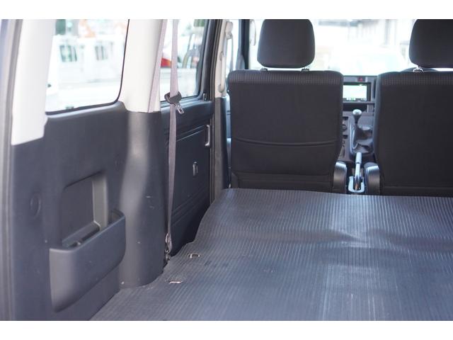 ハイゼットカーゴ クルーズターボＳＡＩＩＩ　４ＷＤ／５速ＭＴ／ターボ／ディスプレイオーディオ／Ａｎｄｒｏｉｄ　Ａｕｔｏ／Ａｐｐｌｅ　ＣａｒＰｌａｙ／バックカメラ／ドラレコ／ＴＡＮＡＢＥ　リフトアップ／ＥＴＣ／／ＬＥＤライト／スマートシスト（30枚目）