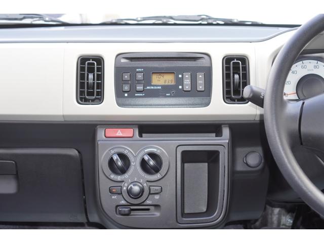 アルト Ｆ　５速ＭＴ／最終型／ワンオーナー／オートライト／純正ＣＤオーディオ／ＡＢＳ／キーレスキー／ドアバイザー／フロアマット／シートカバー／カラードドアミラーカバー（10枚目）