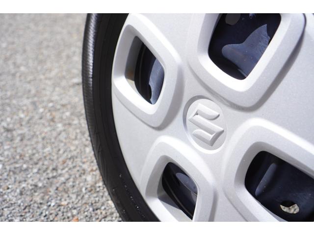 アルト Ｆ　５速ＭＴ／最終型／ワンオーナー／オートライト／純正ＣＤオーディオ／ＡＢＳ／キーレスキー／ドアバイザー／フロアマット／シートカバー／カラードドアミラーカバー（19枚目）