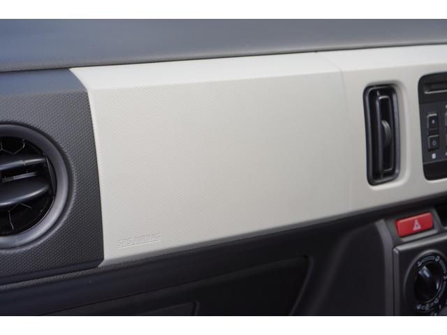 アルト Ｆ　５速ＭＴ／最終型／ワンオーナー／オートライト／純正ＣＤオーディオ／ＡＢＳ／キーレスキー／ドアバイザー／フロアマット／シートカバー／カラードドアミラーカバー（28枚目）