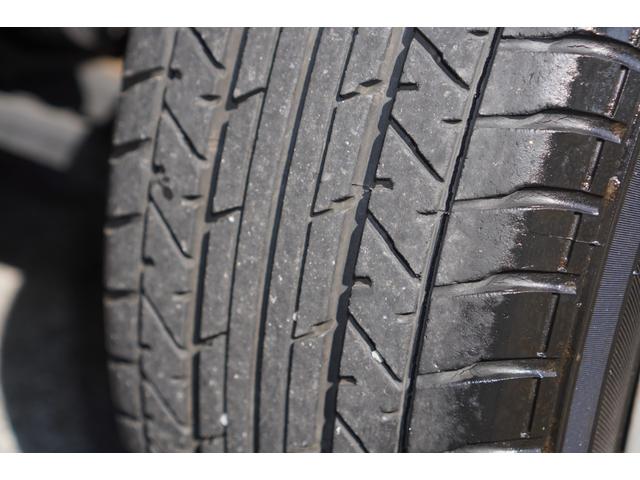 デミオ １３Ｃ　５速ＭＴ／ワンオーナー／バリューパッケージ／ダークテインテッドガラス／キーレスキー／電動格納ミラー／ＣＤオーディオ（ＵＳＢ端子付き）（20枚目）