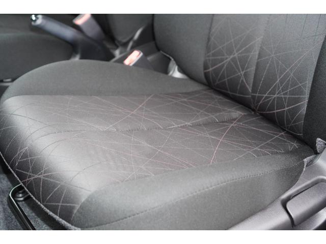 デミオ １３Ｃ　５速ＭＴ／ワンオーナー／バリューパッケージ／ダークテインテッドガラス／キーレスキー／電動格納ミラー／ＣＤオーディオ（ＵＳＢ端子付き）（24枚目）