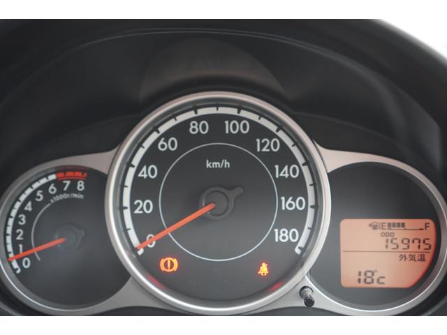 デミオ １３Ｃ　５速ＭＴ／ワンオーナー／バリューパッケージ／ダークテインテッドガラス／キーレスキー／電動格納ミラー／ＣＤオーディオ（ＵＳＢ端子付き）（30枚目）