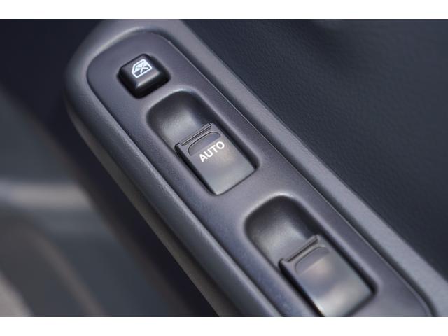 スーパーキャリイ X パートタイム4WD/5速MT/リフトアップ/社外14インチAW/リアオーバーフェンダー/バンパーガード/デフロック/デュアルカメラブレーキサポート/レーンキープアシスト/LEDライト/キーレス(28枚目)