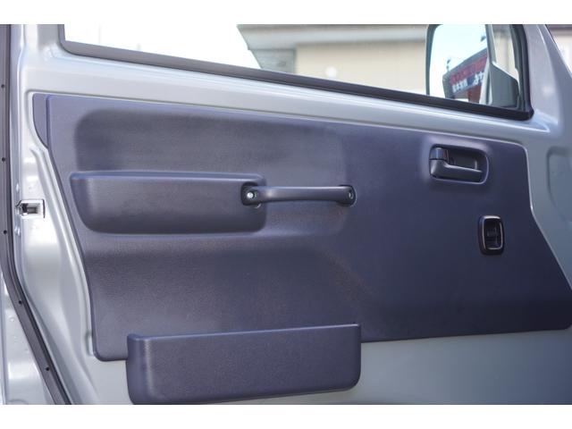 スーパーキャリイ X パートタイム4WD/5速MT/リフトアップ/社外14インチAW/リアオーバーフェンダー/バンパーガード/デフロック/デュアルカメラブレーキサポート/レーンキープアシスト/LEDライト/キーレス(37枚目)