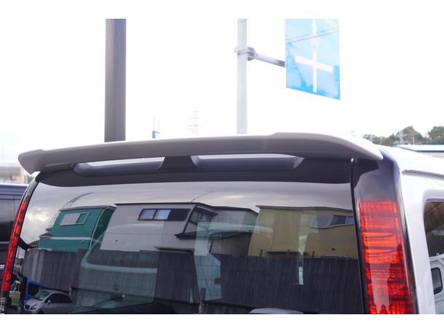 �y���A�X�|�C���[�z����������Ă���܂��B��σX�^�C���b�V���ȃf�U�C���ł������܂���