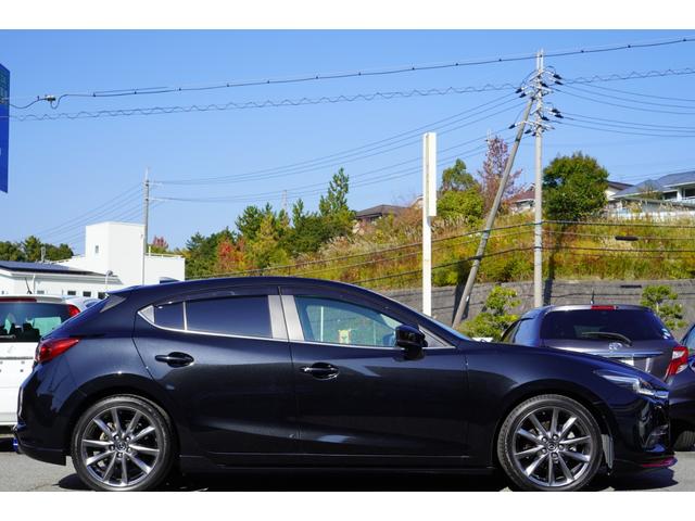 22XD Lパッケージ 1オーナー/黒革シート/MAZDASPEEDエアロ/SR/AUTOEXEローダウン/純正18インチAW/Revierマフラーカッター/Pivotブースト計/LEDライト/スマートキー/シートヒーター(4枚目)