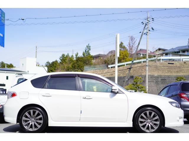 2.0i-S リミテッド 特別仕様車/4WD/HDDナビ/フルセグ/バックカメラ/パドルシフト/純正エアロ/HIDライト/純正アルミホイール/ETC/ハーフレザーシート/パワーシート(4枚目)