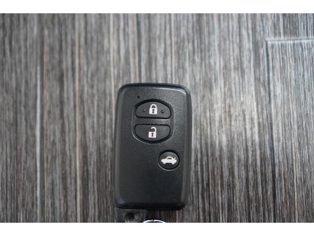 インプレッサＧ４ ２．０ｉ－Ｓアイサイト　４ＷＤ／黒革シート／メモリーナビ／フルセグ／バックカメラ／パワーシート／シートヒーター／ＨＩＤライト／アイサイト／スマートキー／ＥＴＣ／前後ドライブレコーダー／純正アルミホイール（41枚目）