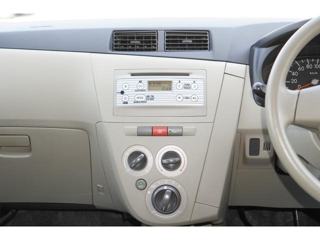 ミラ Ｘスペシャル　５速ＭＴ／４ＷＤ／純正ＣＤオーディオ／エアコン／パワステ／パワーウィンドウ／キーレスキー／Ｇ－ＳＰＥＥＤ　１３インチアルミホイール／ＥＴＣ／ヘッドライレベライザー／収納式ドリンクホルダー（10枚目）