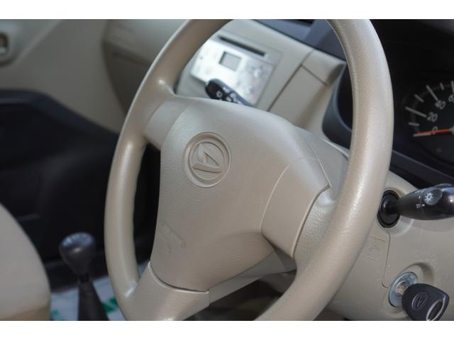 ミラ Ｘスペシャル　５速ＭＴ／４ＷＤ／純正ＣＤオーディオ／エアコン／パワステ／パワーウィンドウ／キーレスキー／Ｇ－ＳＰＥＥＤ　１３インチアルミホイール／ＥＴＣ／ヘッドライレベライザー／収納式ドリンクホルダー（23枚目）