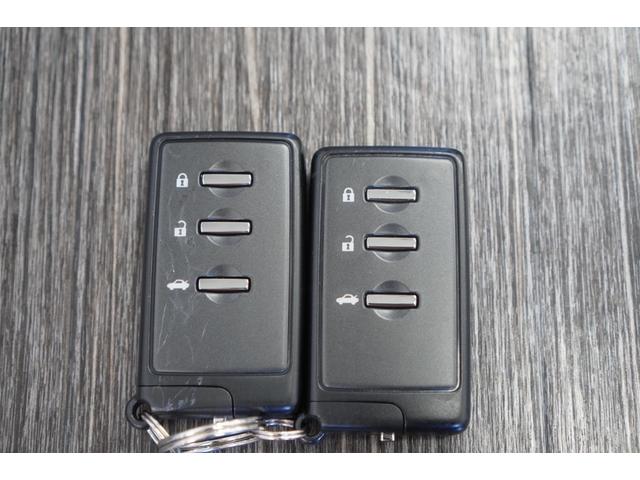 レガシィツーリングワゴン ２．５ｉアイサイト　ｔＳ　３００台限定車／ＨＤＤナビ／フルセグ／バックカメラ／専用エアロ／専用足廻り／専用スポーツマフラー／専用１８インチＡＷ／専用２６０ｋｍ／ｈ表示メーター／専用シート／専用ルーフスポイラー（45枚目）
