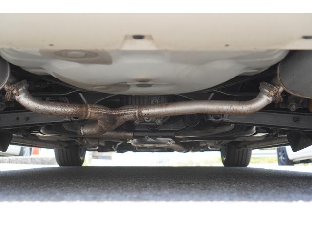 レガシィツーリングワゴン ２．５ｉアイサイト　ｔＳ　３００台限定車／ＨＤＤナビ／フルセグ／バックカメラ／専用エアロ／専用足廻り／専用スポーツマフラー／専用１８インチＡＷ／専用２６０ｋｍ／ｈ表示メーター／専用シート／専用ルーフスポイラー（58枚目）
