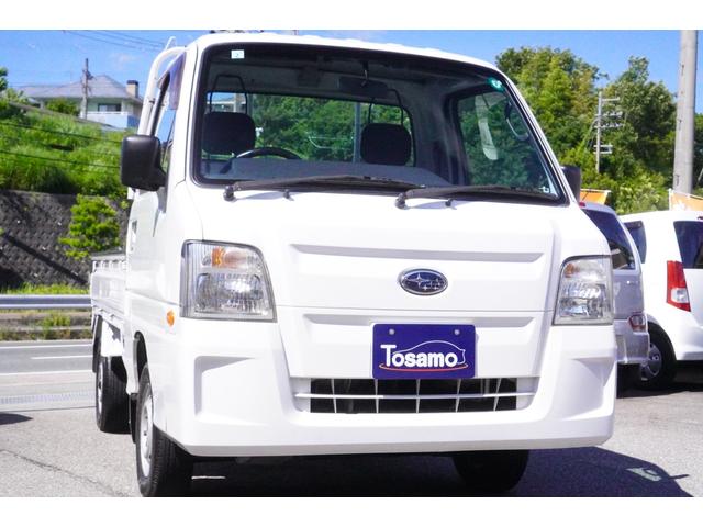 サンバートラック ＴＣスーパーチャージャー　４ＷＤ　５速ＭＴ／４ＷＤ／スーパーチャージャー／スバル生産最終型／ワンオーナー／エアコン／パワステ／パワーウィンドウ／純正ＣＤオーディオ／荷台ランプ／キーレスキー／ＥＴＣ（6枚目）