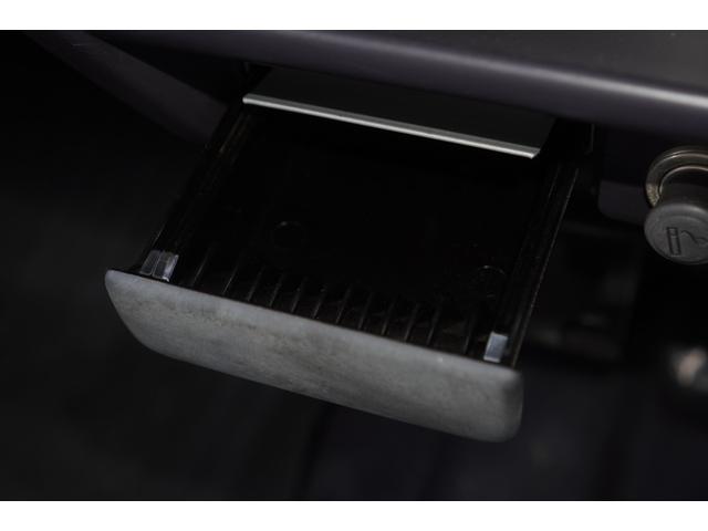 サンバートラック ＴＣスーパーチャージャー　４ＷＤ　５速ＭＴ／４ＷＤ／スーパーチャージャー／スバル生産最終型／ワンオーナー／エアコン／パワステ／パワーウィンドウ／純正ＣＤオーディオ／荷台ランプ／キーレスキー／ＥＴＣ（30枚目）