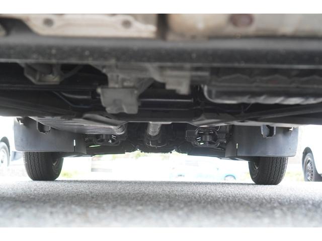 サンバートラック ＴＣスーパーチャージャー　４ＷＤ　５速ＭＴ／４ＷＤ／スーパーチャージャー／スバル生産最終型／ワンオーナー／エアコン／パワステ／パワーウィンドウ／純正ＣＤオーディオ／荷台ランプ／キーレスキー／ＥＴＣ（49枚目）