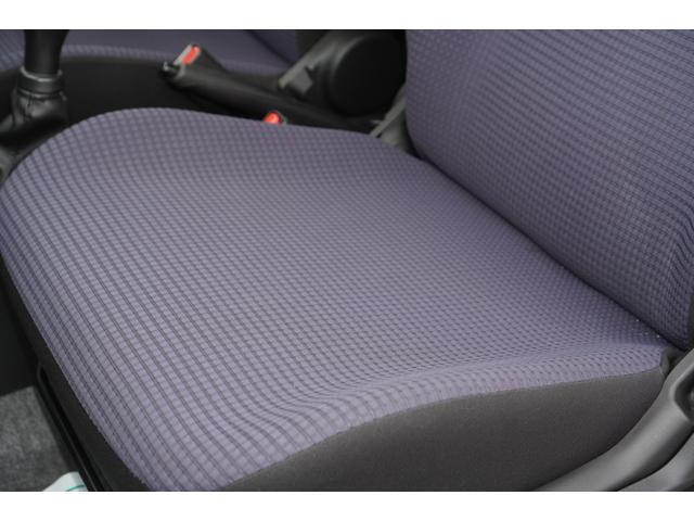 アルト Ｆ　４ＷＤ／５速ＭＴ／シートヒーター／純正ＣＤオーディオ／キーレスキー／ヘッドライトレベライザー／キーレスキー（24枚目）