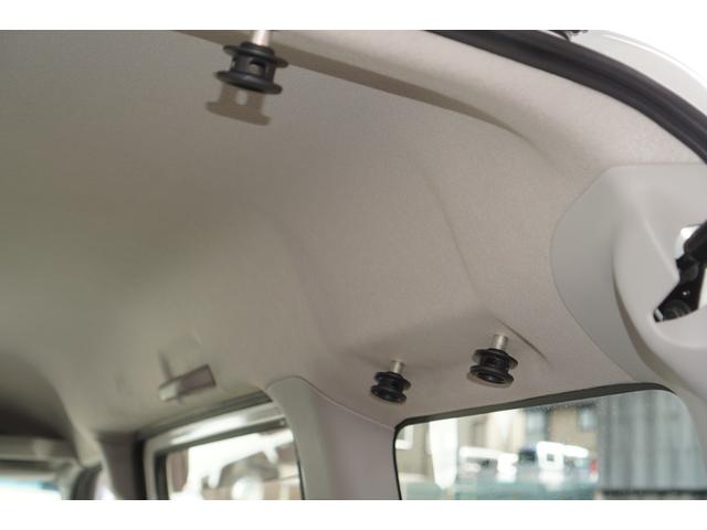 ハイゼットカーゴ クルーズターボＳＡＩＩＩ　５速ＭＴ／４ＷＤ／ターボ／メモリーナビ／フルセグ／バックカメラ／ＥＴＣ／前後パワーウィンドウ／ドラレコ／ＵＳＢ端子／１４インチＡＷ／スマートアシスト／ＬＥＤライト／ＬＥＤフォグ／リアヒーター（33枚目）