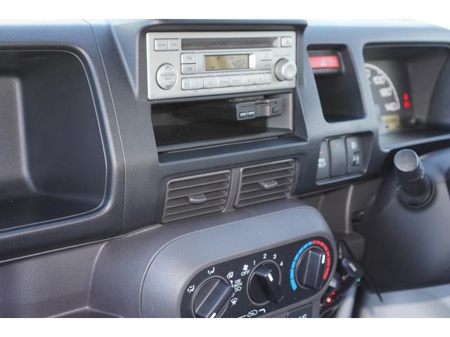 アクティトラック タウン　４ＷＤ／５速ＭＴ／純正ＣＤオーディオ／ドライブレコーダー／ＢＡＬＭＩＮＵＭ１２インチＡＷ／ＥＴＣ／エアコン／パワステ／パワーウィンドウ／荷台マット／荷台ランプ（10枚目）