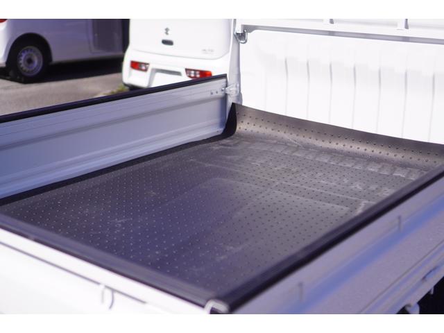 アクティトラック タウン　４ＷＤ／５速ＭＴ／純正ＣＤオーディオ／ドライブレコーダー／ＢＡＬＭＩＮＵＭ１２インチＡＷ／ＥＴＣ／エアコン／パワステ／パワーウィンドウ／荷台マット／荷台ランプ（16枚目）