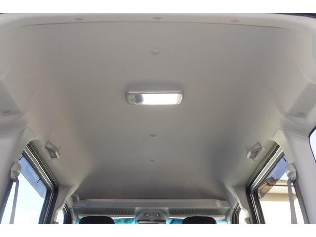 ハイゼットカーゴ クルーズターボＳＡＩＩＩ　５速ＭＴ／４ＷＤ／ターボ／ＬＥＤライト／スマートアシスト／ＣＤオーディオ／前後パワーウィンドウ／エアコン／パワステ／キーレスキー／障害物センサー／オートマチックハイビーム（29枚目）