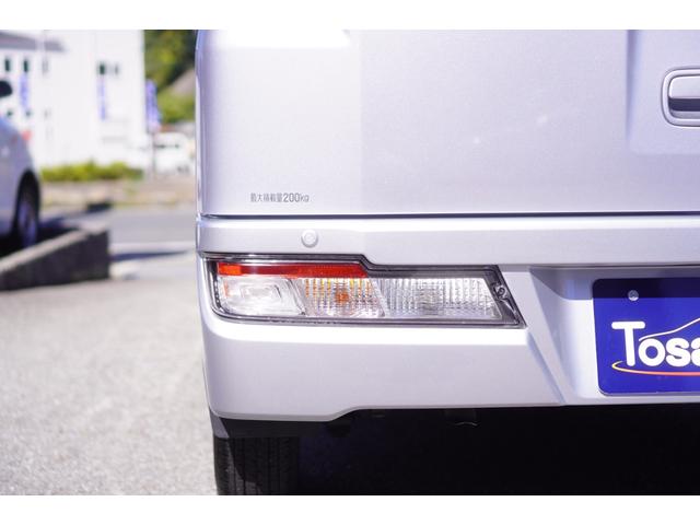 ハイゼットカーゴ クルーズターボＳＡＩＩＩ　５速ＭＴ／４ＷＤ／ターボ／ＬＥＤライト／スマートアシスト／ＣＤオーディオ／前後パワーウィンドウ／エアコン／パワステ／キーレスキー／障害物センサー／オートマチックハイビーム（43枚目）