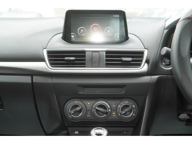 アクセラ １５Ｃ　６速ＭＴ／後期型／メモリーナビ／フルセグ／ＤＶＤプレーヤー／Ｂｌｕｅｔｏｏｔｈ／コネクティビティパッケージ／ダークティンテッドガラス／スマートキー／ＥＴＣ／ドライブレコーダー（10枚目）