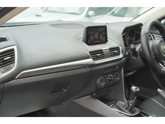 アクセラ １５Ｃ　６速ＭＴ／後期型／メモリーナビ／フルセグ／ＤＶＤプレーヤー／Ｂｌｕｅｔｏｏｔｈ／コネクティビティパッケージ／ダークティンテッドガラス／スマートキー／ＥＴＣ／ドライブレコーダー（21枚目）