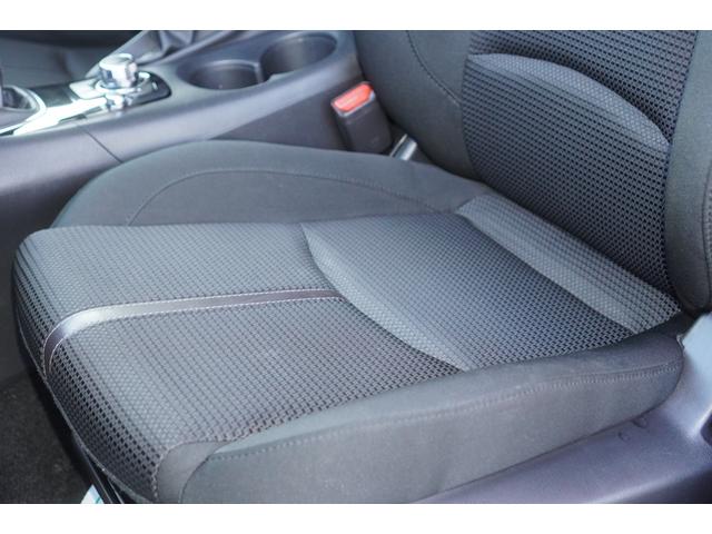 アクセラ １５Ｃ　６速ＭＴ／後期型／メモリーナビ／フルセグ／ＤＶＤプレーヤー／Ｂｌｕｅｔｏｏｔｈ／コネクティビティパッケージ／ダークティンテッドガラス／スマートキー／ＥＴＣ／ドライブレコーダー（24枚目）
