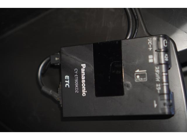 アクセラ １５Ｃ　６速ＭＴ／後期型／メモリーナビ／フルセグ／ＤＶＤプレーヤー／Ｂｌｕｅｔｏｏｔｈ／コネクティビティパッケージ／ダークティンテッドガラス／スマートキー／ＥＴＣ／ドライブレコーダー（33枚目）