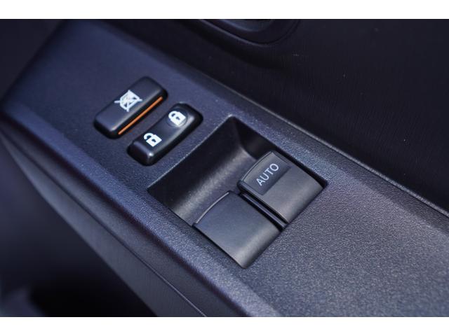 ヴィッツ ＧＲＭＮ　ターボ　５速ＭＴ／２００台限定車／ターボ／専用シート／専用エアロパーツ／専用アルミホイール／ナビ／フルセグ／バックカメラ／ＨＩＤライト／スマートキー／ＥＴＣ／エンジンプッシュスタート（31枚目）