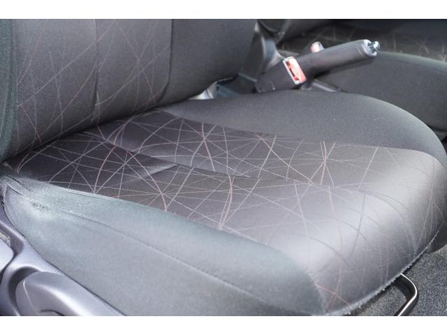 デミオ １５Ｃ　５速ＭＴ／メモリーナビ／地デジ／バックカメラ／オートライト／ドライブレコーダー／ドライブコンフォートパッケージ／社外１４インチアルミホイール／キーレスキー（15枚目）