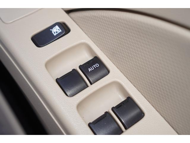 アルト Ｆ　５速ＭＴ／エアコン／パワステ／パワーウィンドウ／純正ＣＤオーディオ／キーレスキー／Ｗエアバッグ／ヘッドライトレベライザー／収納式ドリンクホルダー（29枚目）