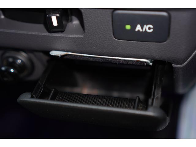 アクティトラック タウン　４ＷＤ／５速ＭＴ／ナビ／タコメーター／ドライブレコーダー／黒革調シートカバー／キーレスキー／荷台マット／荷台ランプ／エアコン／パワステ／パワーウィンドウ／運転席・助手席エアバッグ（32枚目）