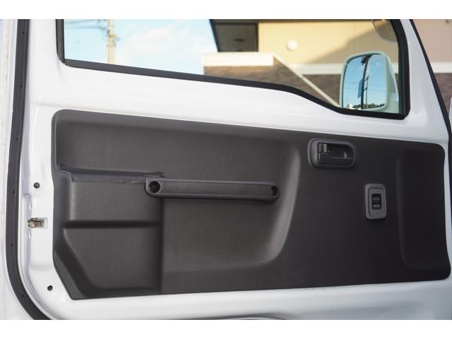 アクティトラック タウン　４ＷＤ／５速ＭＴ／ナビ／タコメーター／ドライブレコーダー／黒革調シートカバー／キーレスキー／荷台マット／荷台ランプ／エアコン／パワステ／パワーウィンドウ／運転席・助手席エアバッグ（40枚目）