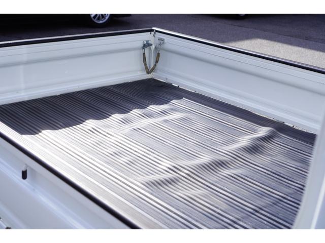 アクティトラック タウン　４ＷＤ／５速ＭＴ／ナビ／タコメーター／ドライブレコーダー／黒革調シートカバー／キーレスキー／荷台マット／荷台ランプ／エアコン／パワステ／パワーウィンドウ／運転席・助手席エアバッグ（47枚目）